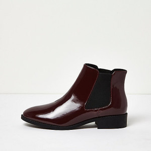 darkredbootsriverisland