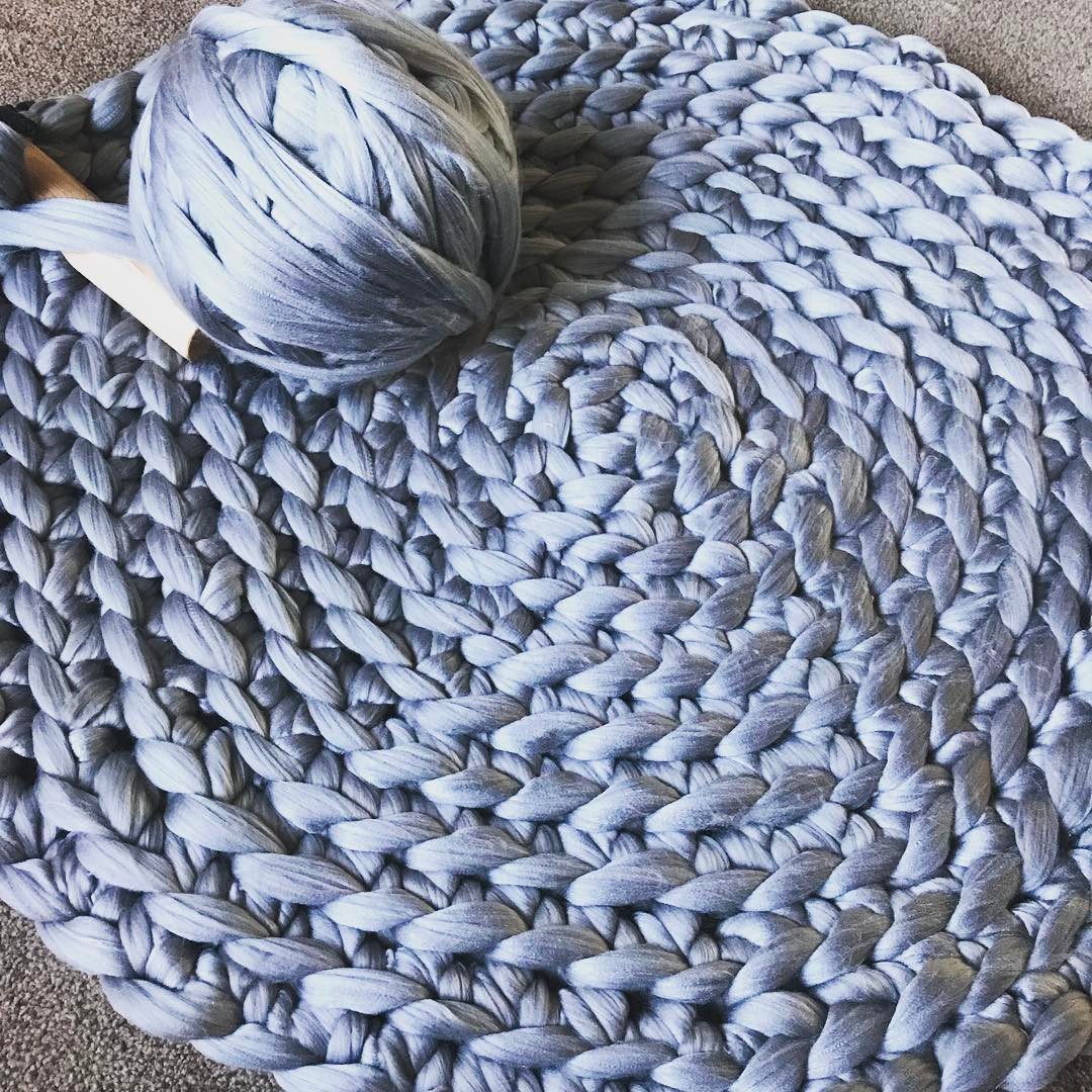 Giant Yarn with Woolly Mahoosive!